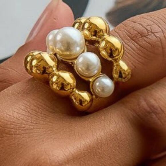 EMBERRA - GOLD 18K Gold Non-Tarnish Statement Ring Size 7 - Picture 1 of 5